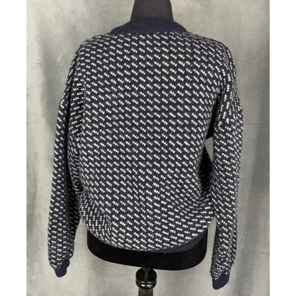 Vintage LL Bean Norwegian Birdseye Fair Isle Fisherman Wool Sweater Size L Blue - Picture 4 of 13